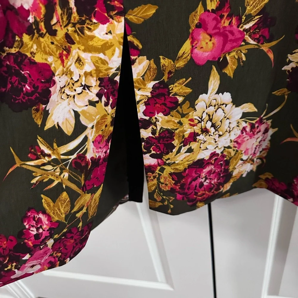 New York & Company Olive & Floral Long (45”) Kimono, size M, worn once - Picture 5 of 11